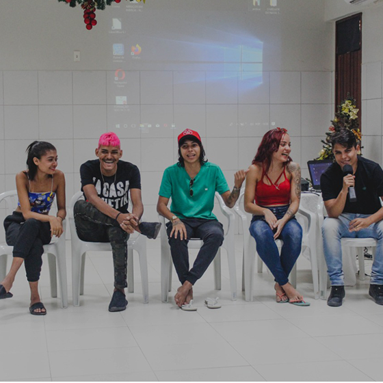 La Casa du’z Vetin: Instituto OCA e influenciadores debatem geração de renda para a juventude